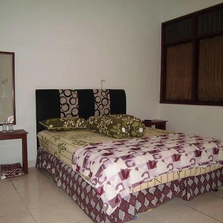 Griya Putri Dewi Guesthouse Yogyakarta Exteriér fotografie