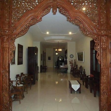 Griya Putri Dewi Guesthouse Yogyakarta Exteriér fotografie