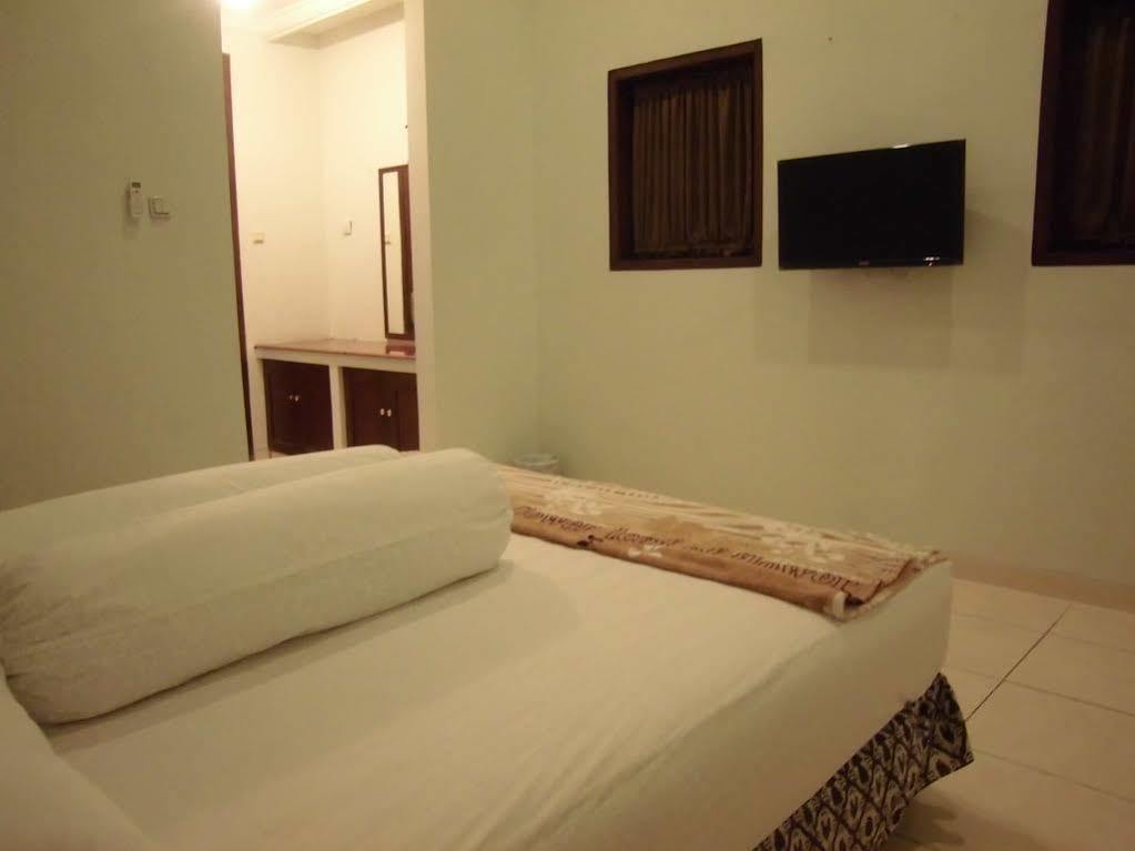 Griya Putri Dewi Guesthouse Yogyakarta Exteriér fotografie