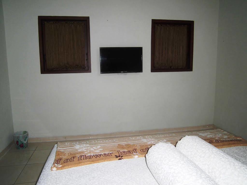 Griya Putri Dewi Guesthouse Yogyakarta Exteriér fotografie